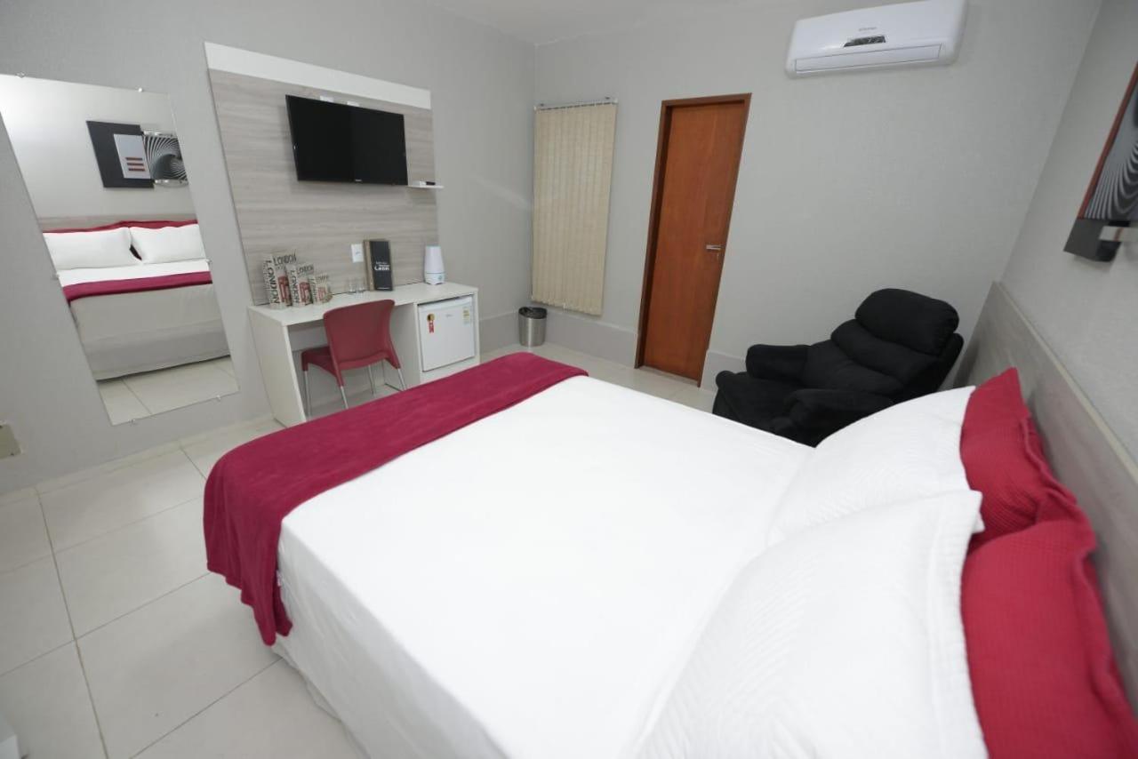 Hotel Leon 巴巴利亚 外观 照片